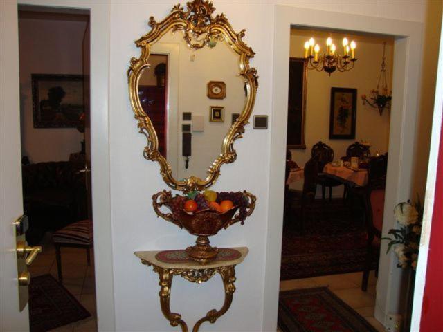 Haus Mooren, Hotel Garni Düsseldorf Dış mekan fotoğraf