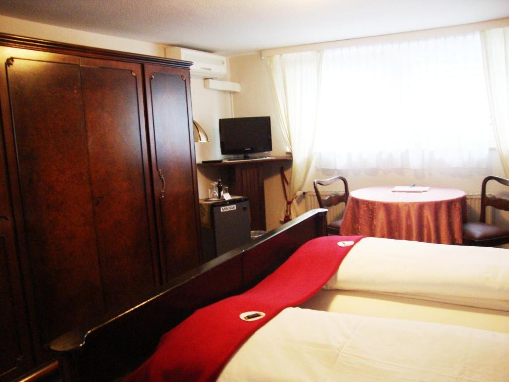 Haus Mooren, Hotel Garni Düsseldorf Oda fotoğraf