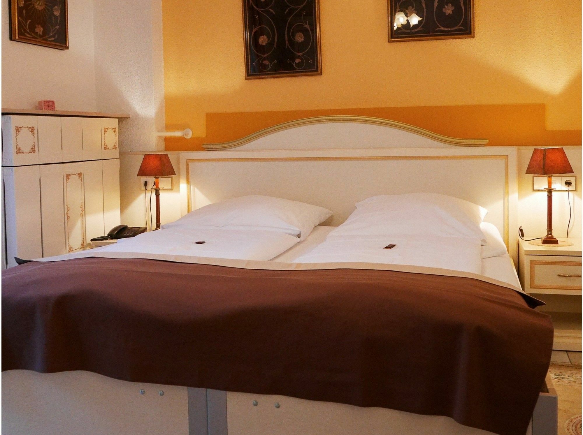Haus Mooren, Hotel Garni Düsseldorf Dış mekan fotoğraf